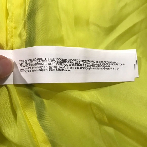 Boys' puffer vest - Picture 9 of 11